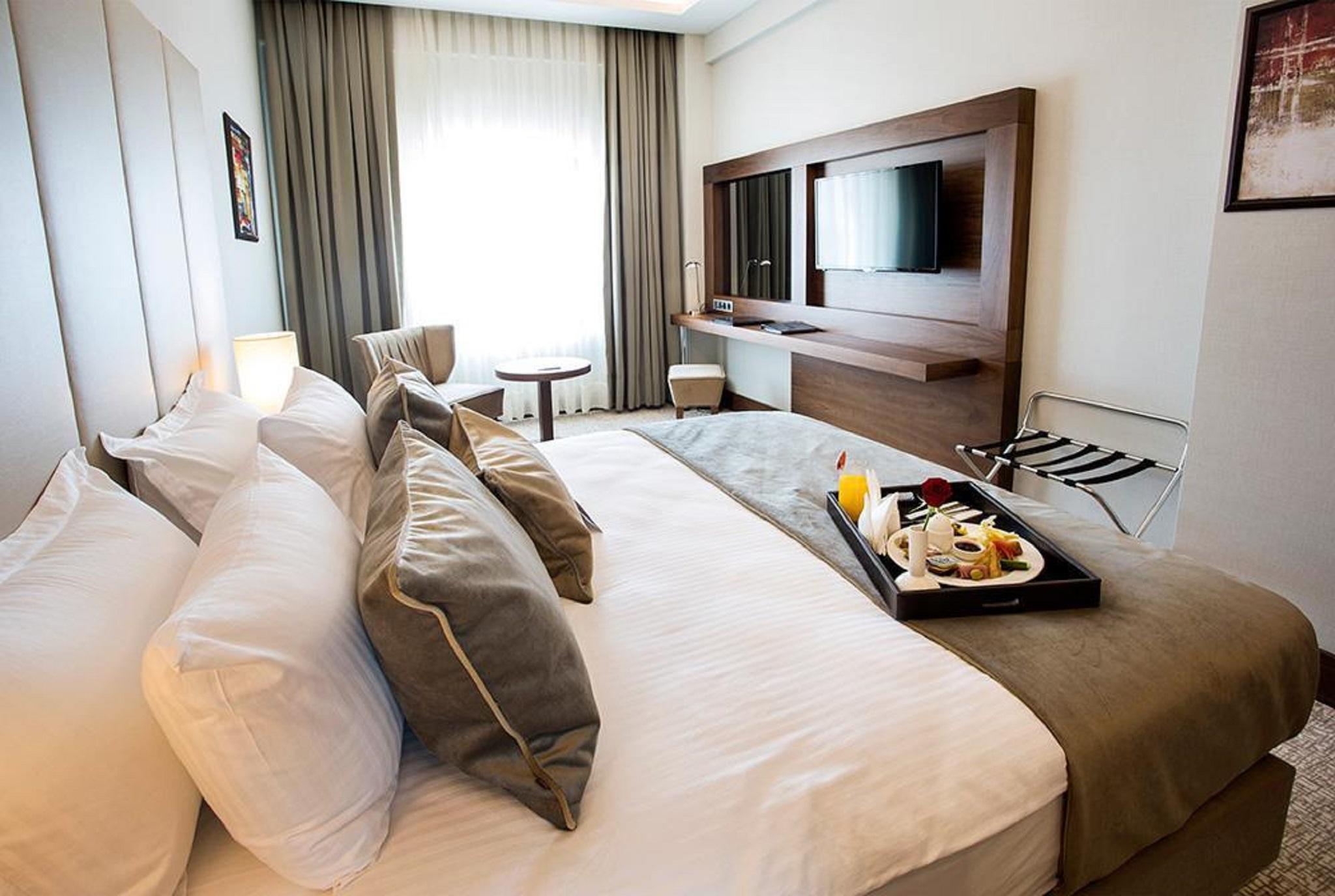 Ramada By Wyndham Yalova Hotel Yalova  Eksteriør billede