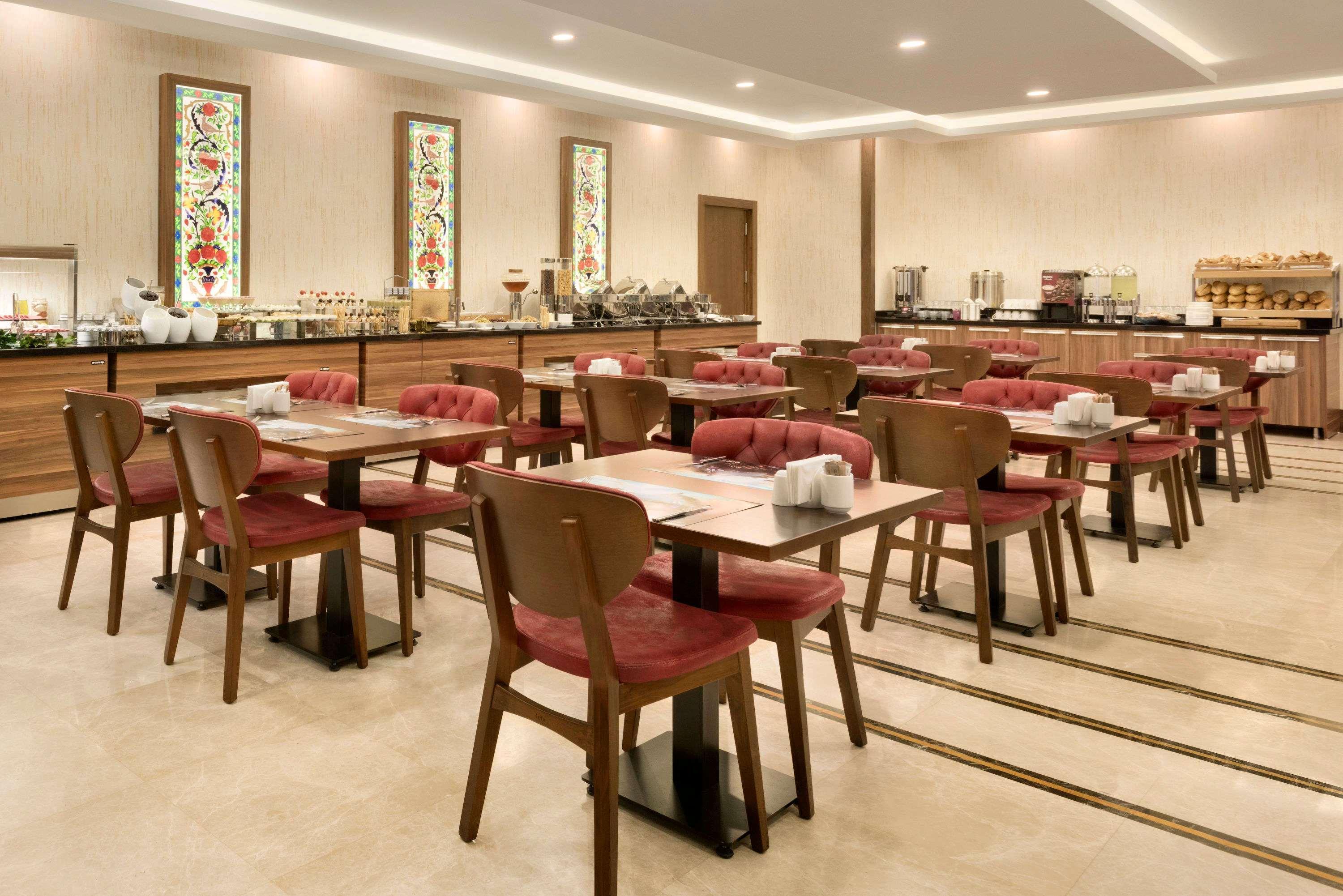 Ramada By Wyndham Yalova Hotel Yalova  Eksteriør billede