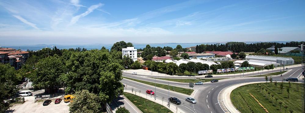 Ramada By Wyndham Yalova Hotel Yalova  Eksteriør billede