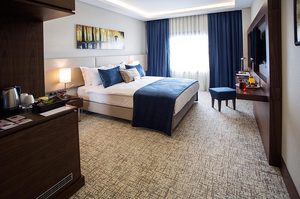Ramada By Wyndham Yalova Hotel Yalova  Eksteriør billede